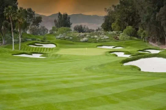 Luxury Golf Course Membership